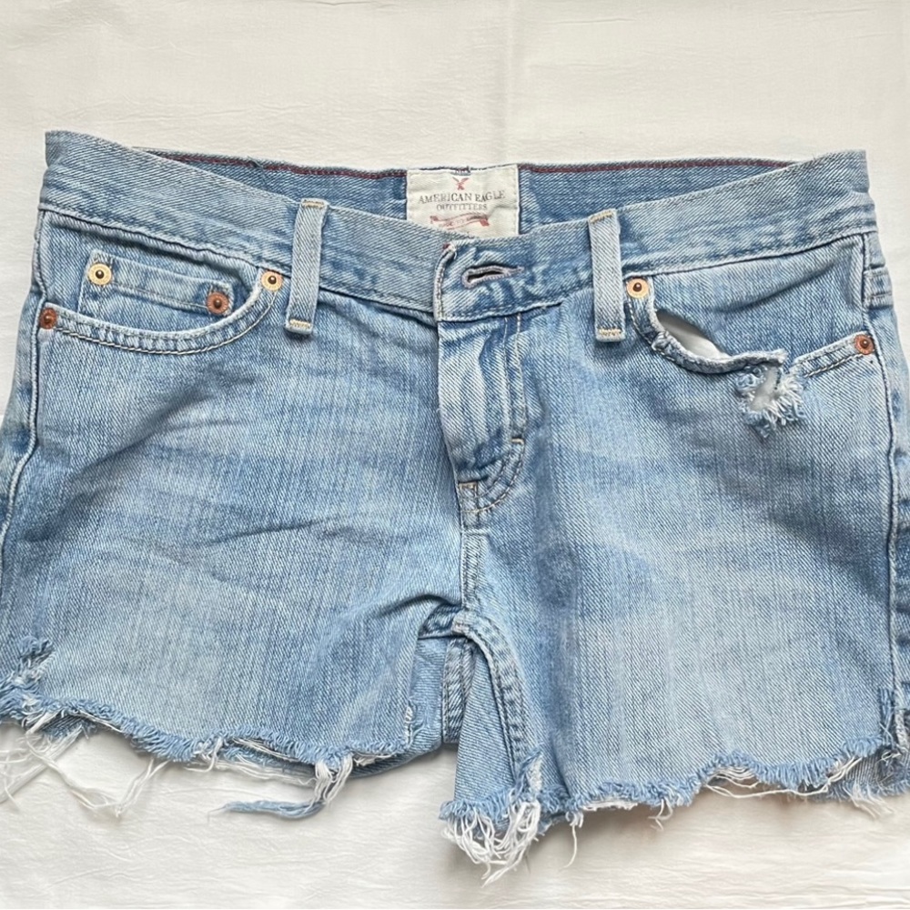 American Eagle denim shorts, size 4